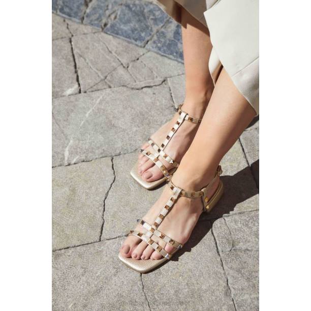 Mérleg Arany Menbur nők szandál 242F2657